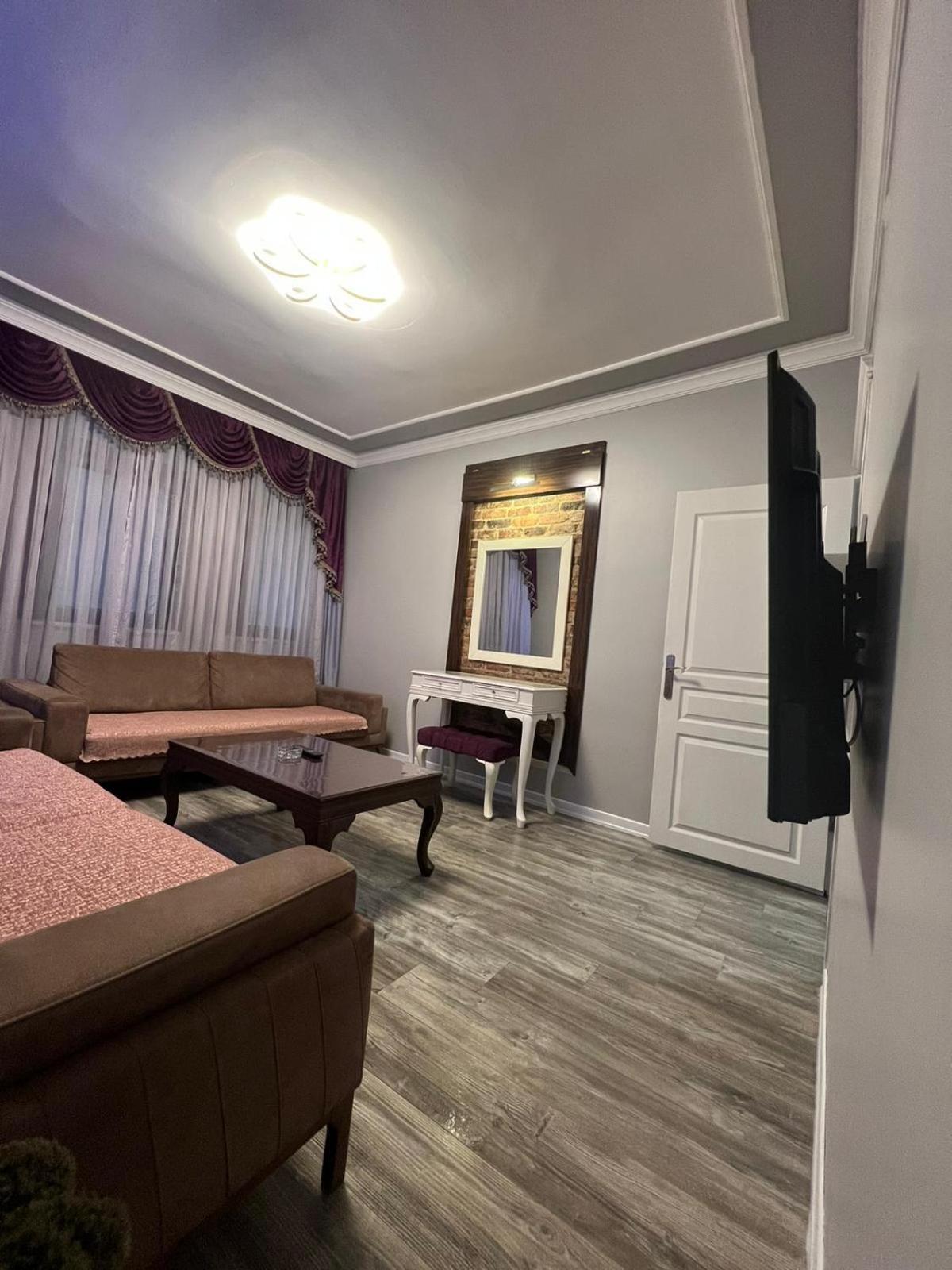 Taksim Cmlm Suit Istanbul Exterior foto