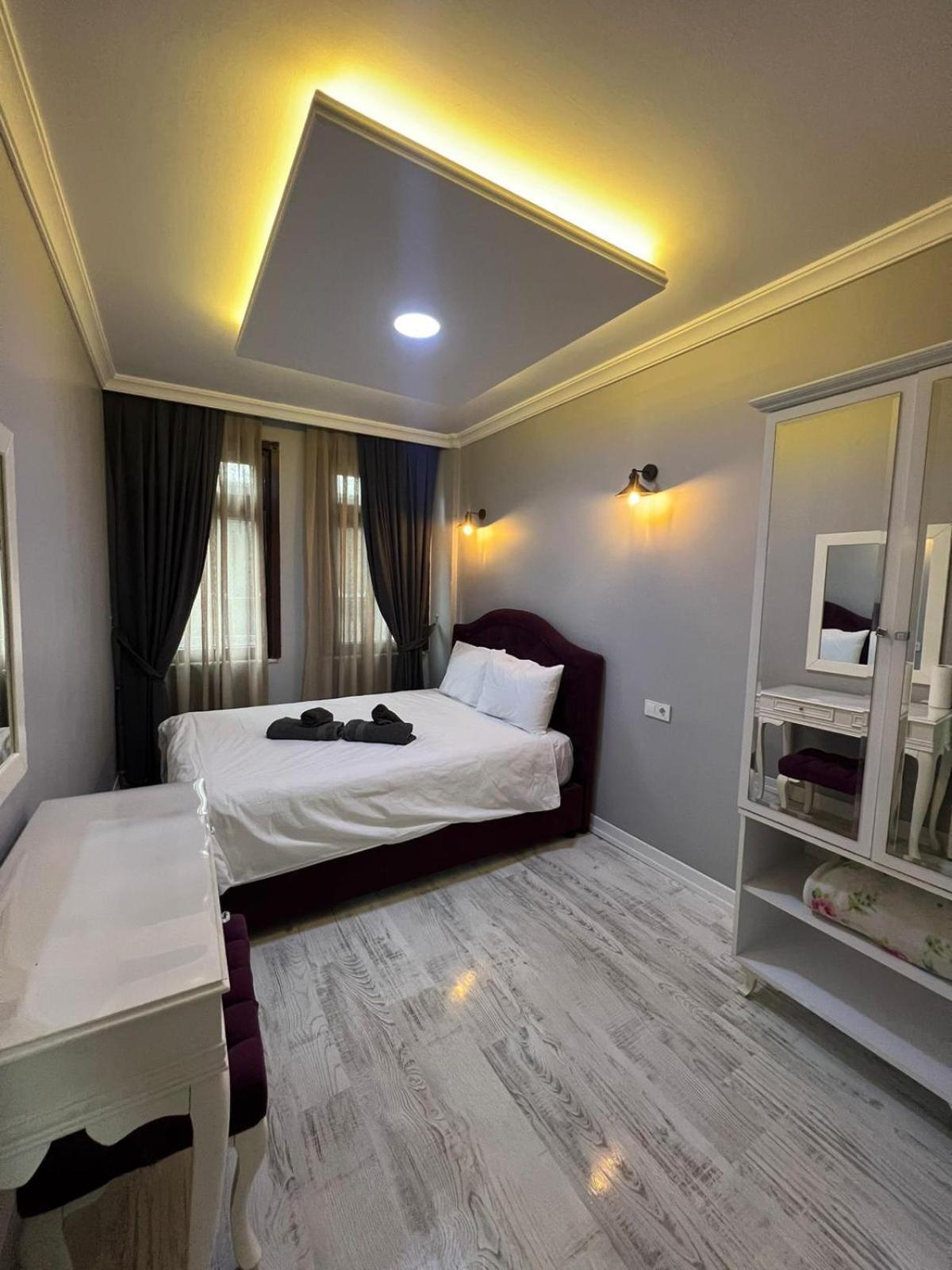 Taksim Cmlm Suit Istanbul Exterior foto