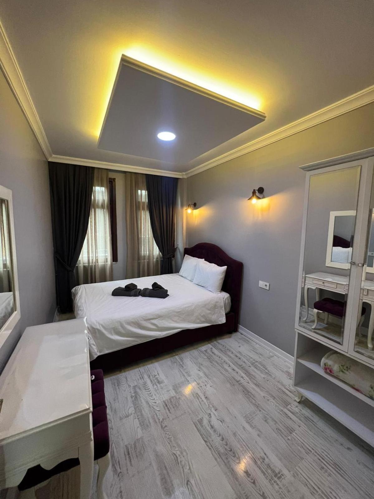Taksim Cmlm Suit Istanbul Exterior foto